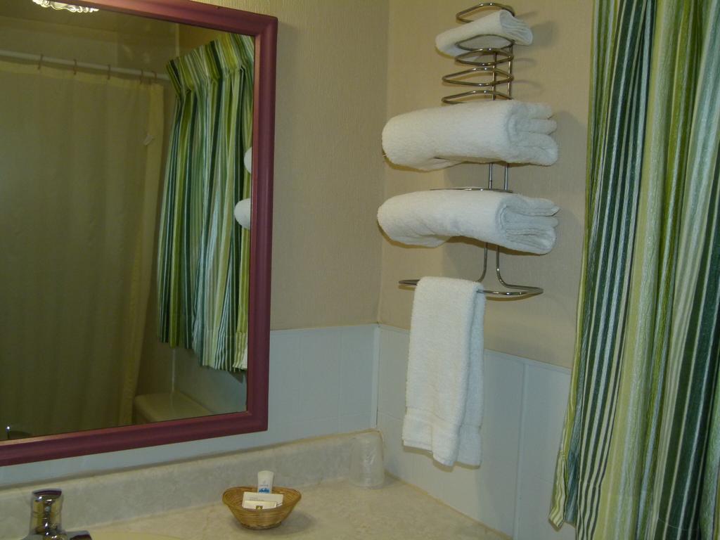 Arnprior Country Squire Motel חדר תמונה